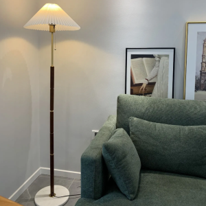 Individesign floor lamp