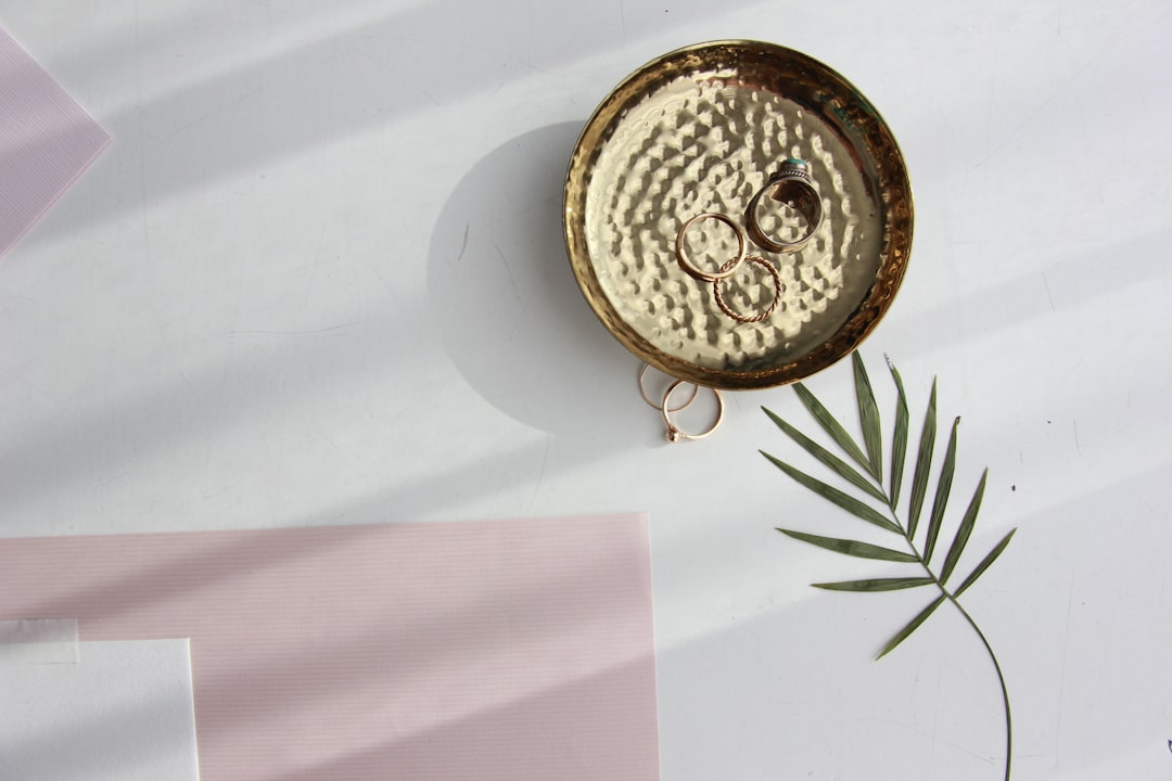 Photo gold leaf wall sconce